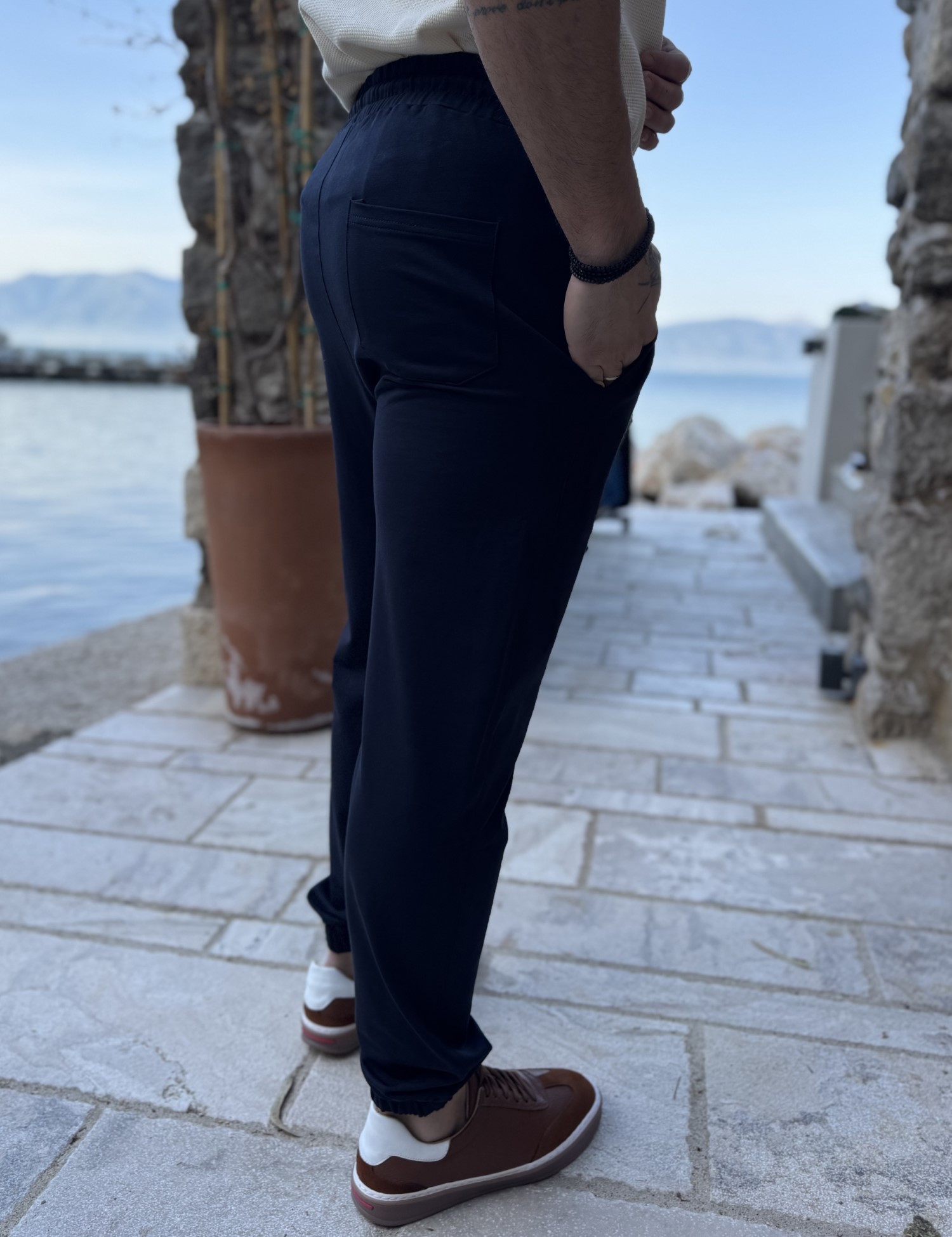 Ανδρική μπλε navy φόρμα με λάστιχο και λογότυπο στο πλάι ES302Ν φωτογραφία